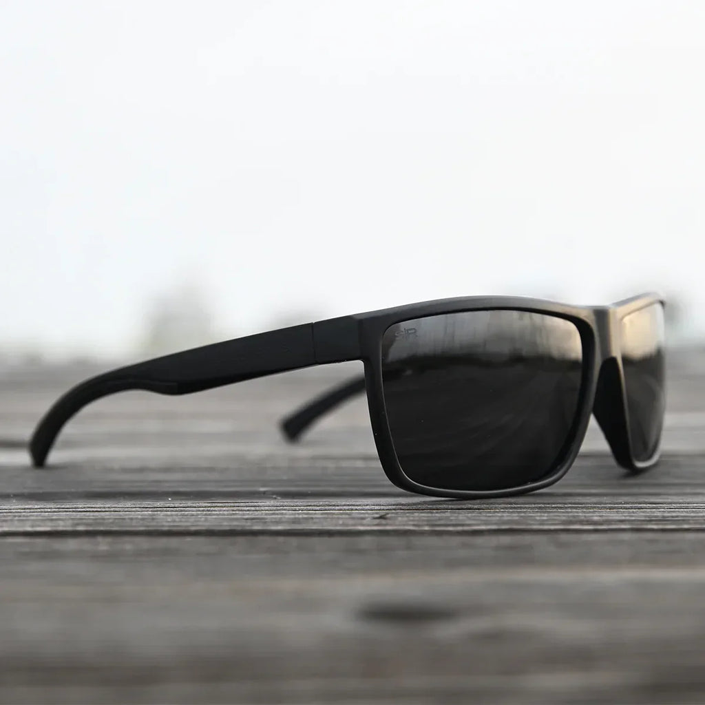 Cayman - Blackout Polarized UNDERCOVER
